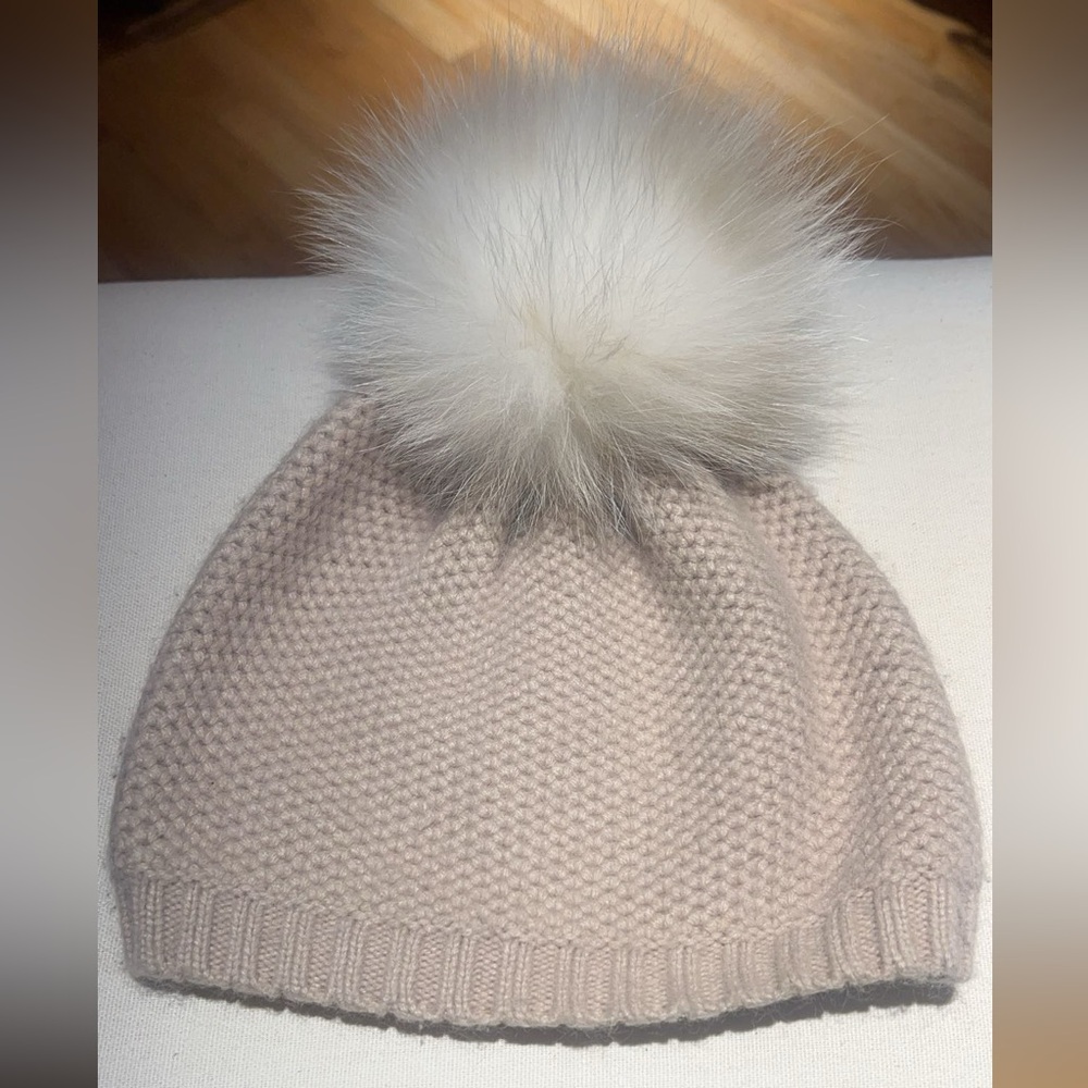 Cashmere Beanie with Pom Pom